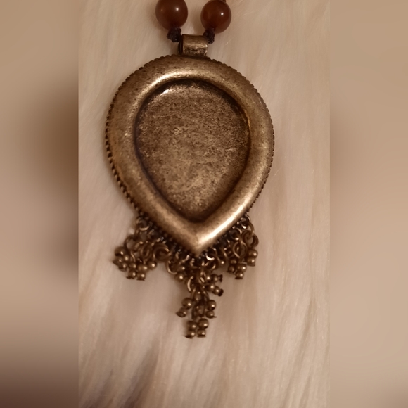 XC Axcess Carnelian and agate beaded necklace - Picture 8 of 10